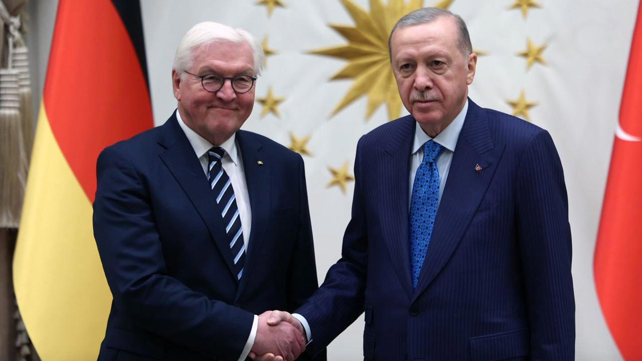 Cumhurbaşkanı Erdoğan ve Almanya Cumhurbaşkanı Steinmeier Bir Araya Geldi