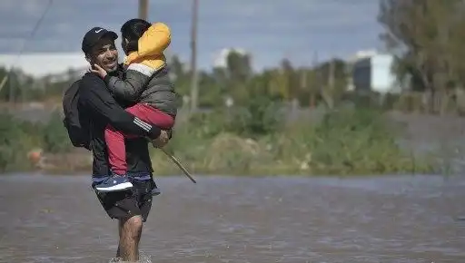 Arjantin'de Sel Felaketi: Hayatını Kaybedenlerin Sayısı 13'e Ulaştı