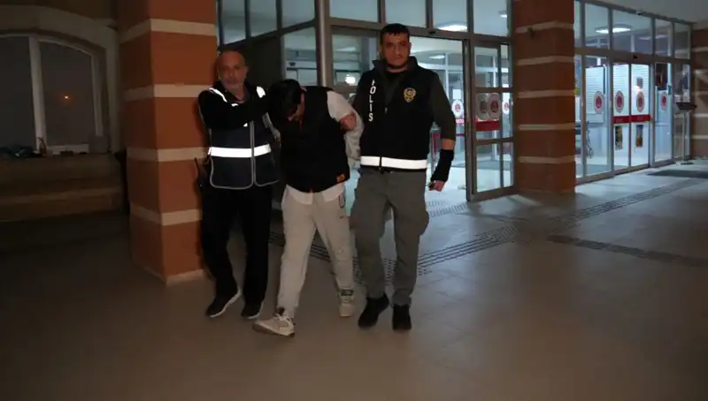Hamile Eşinin Cesediyle 10 Gün Geçiren Koca Şok Edici Bir Vahşetle Tutuklandı