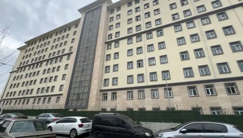 Kız Öğrenci Yurduna Gizlice Giren Şüpheli, Şok Edici Olayları Gerçekleştirdi