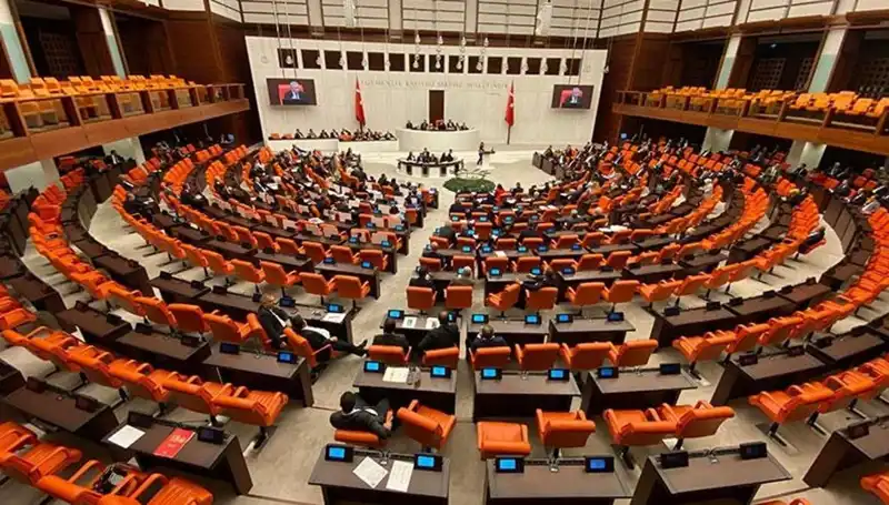 Yeni Dokunulmazlık Dosyaları Meclis'te: Siyasi Gelişmeler Bekleniyor