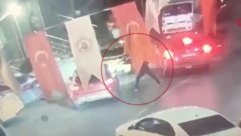 Motosikletli Çeteler, Genç Otomobil Sürücüyü Neden Amaç Aldı?