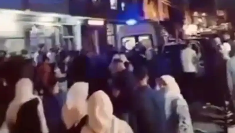 14 Yaşındaki Kader’in Balkondan Düşmesi: Aile ve Komşular Şokta!