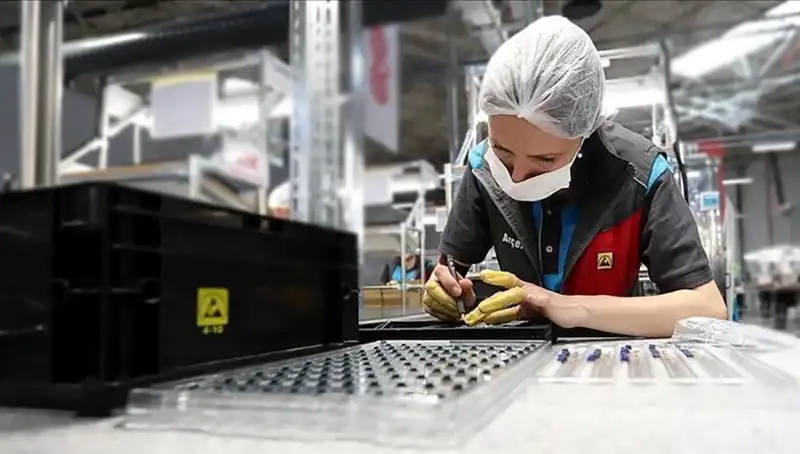 Foxconn, Yapay Zeka Hamlesiyle İlk Büyük Dil Modelini Tanıttı
