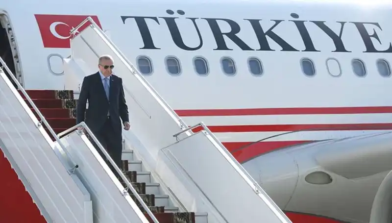 Cumhurbaşkanı Erdoğan'ın İtalya Ziyareti: Önemli Temaslar ve Dönüş Mesajları