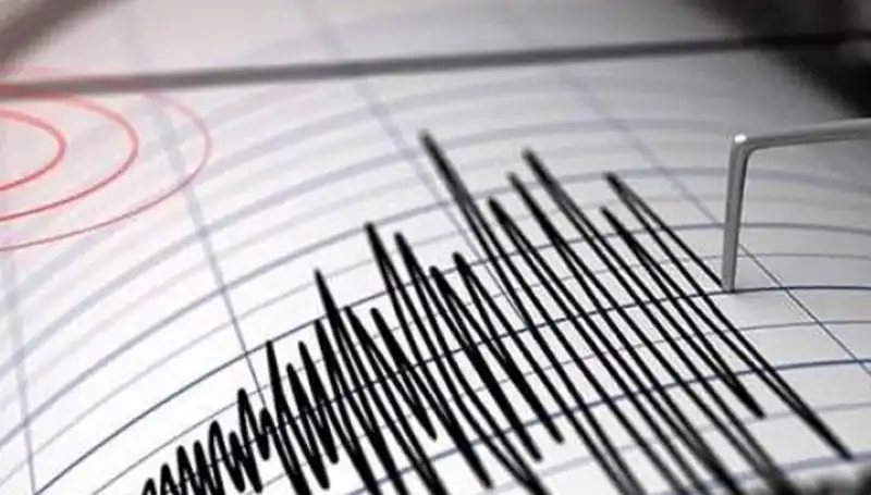 Sındırgı'da Şiddetli Deprem: 4,3 Büyüklüğündeki Titreme Korkuttu